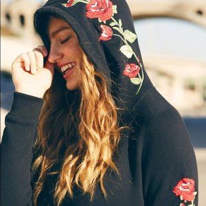 Embroidered Graphic Boxy Hoodie - Black/Roses - Size L